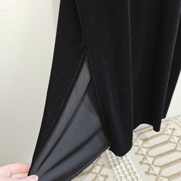 Vintage 90s Y2K Black Velvet Dress Floral Design Midi Maxi Long Whimsigoth Fairy - Picture 9 of 12